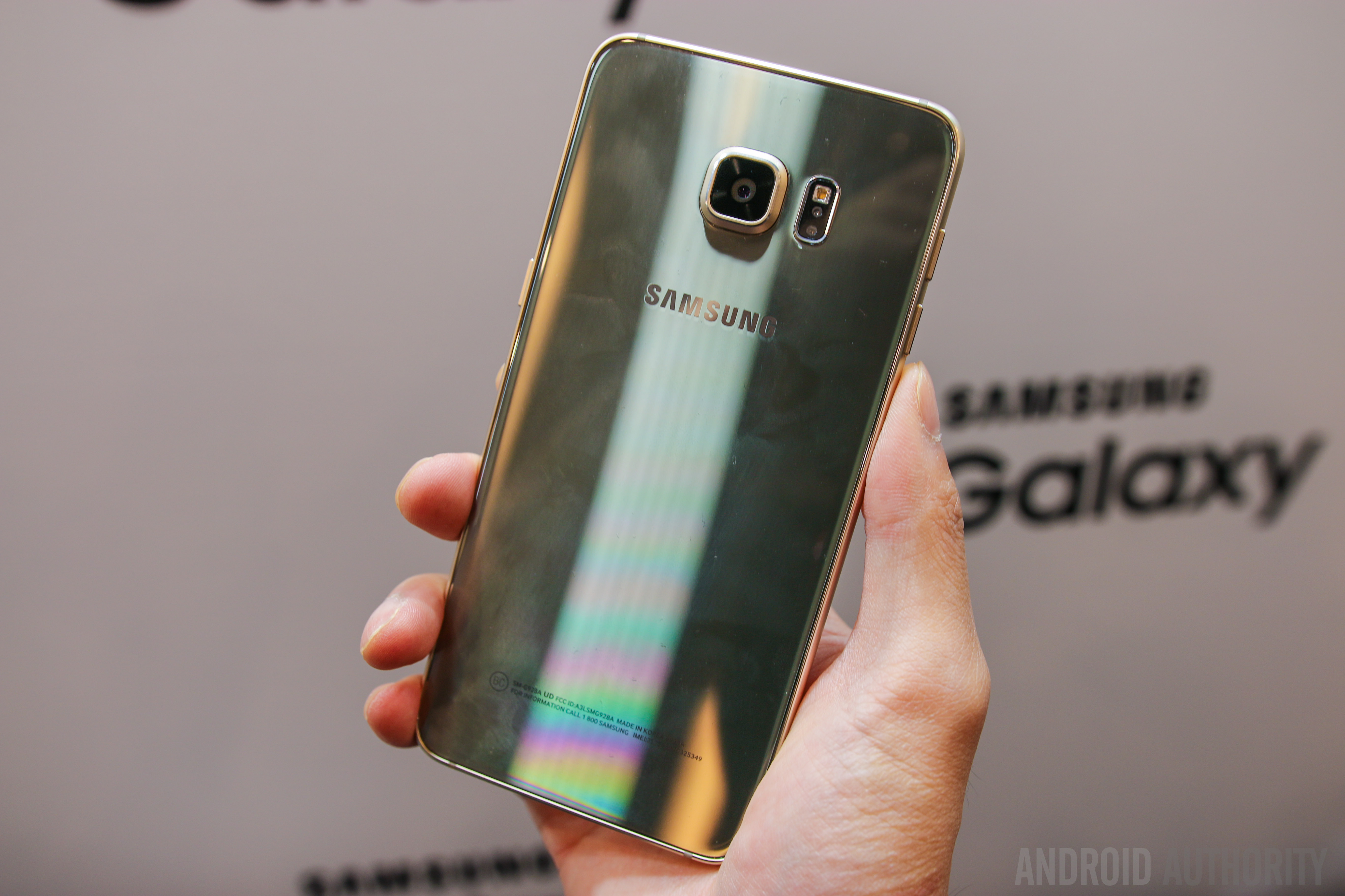 Samsung Galaxy S6 Edge Plus Hands On-9