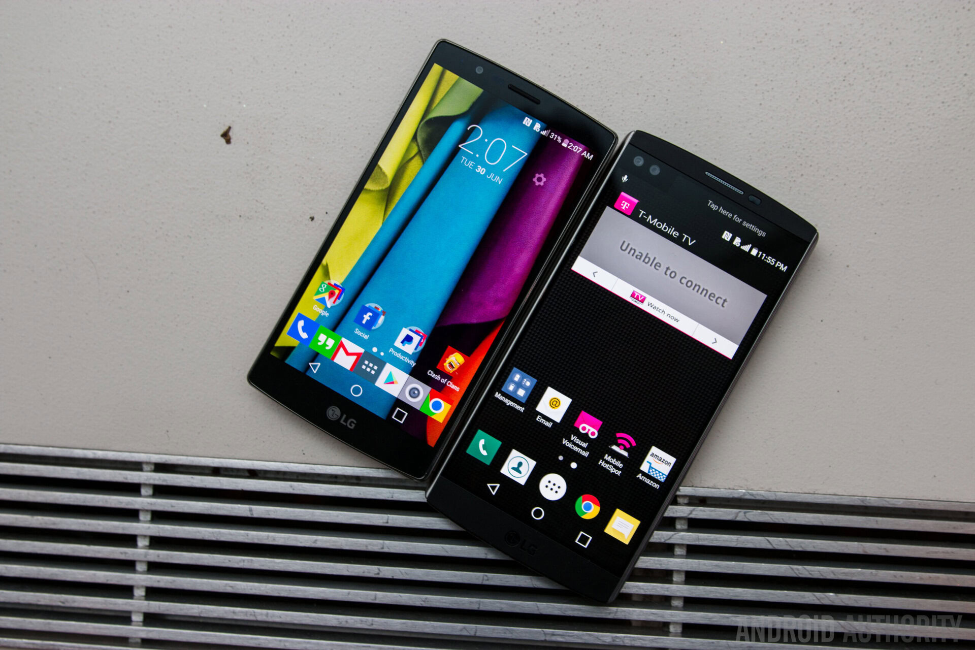 LG V10 Vs LG G4 Quick Look-6