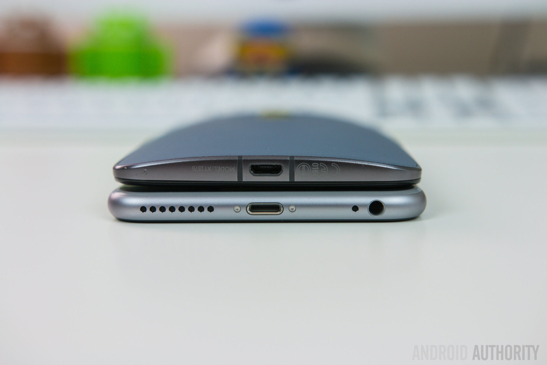 Moto X Pure Edition Vs iPhone 6S Plus-14