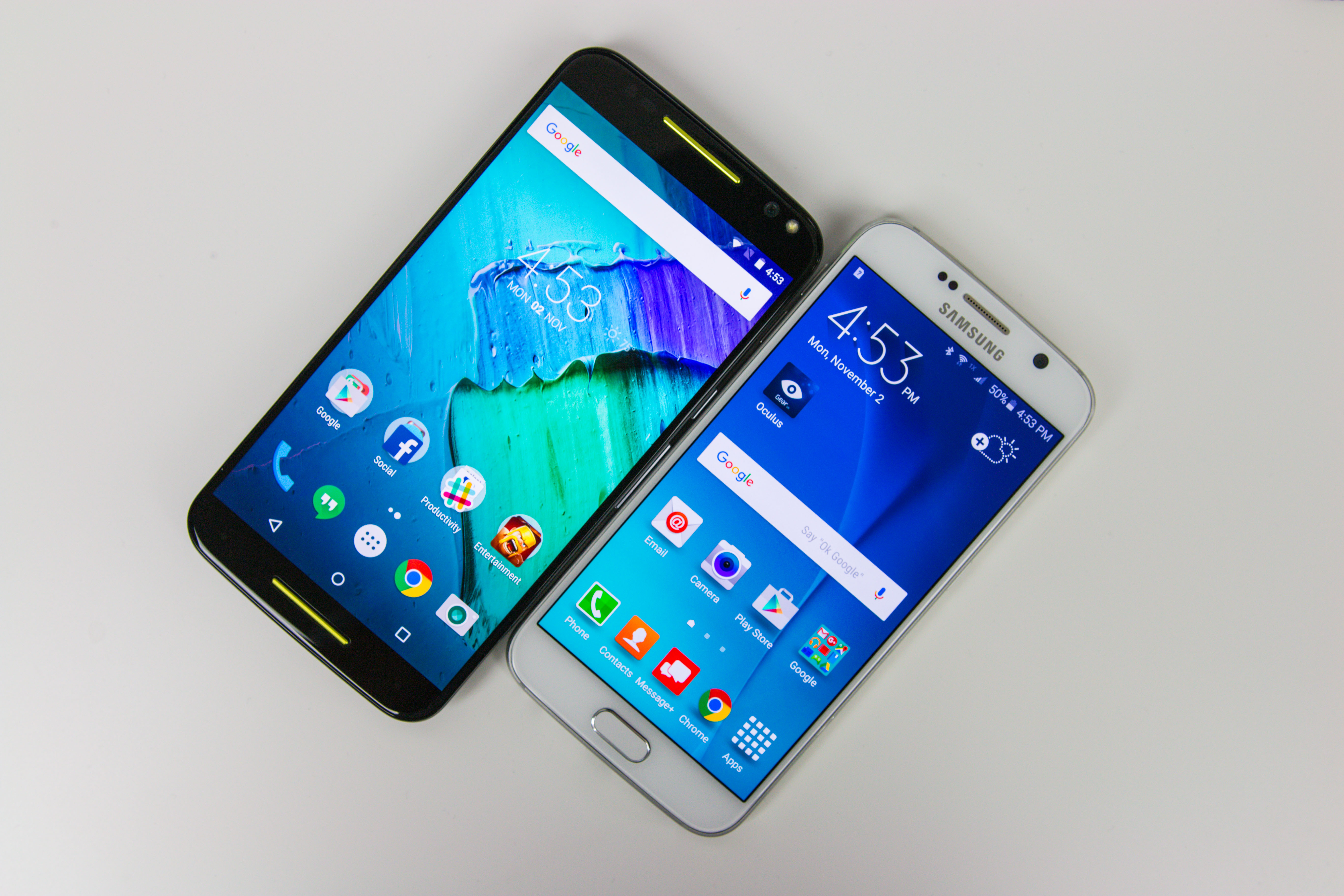 Moto X Pure Edition VS Samsung Galaxy S6-5