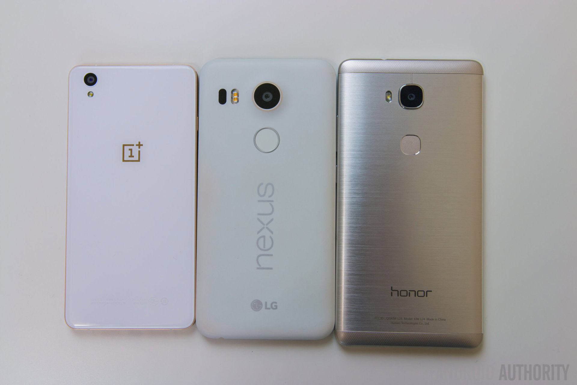 HONOR 5X vs Nexus 5X vs OnePlus X-6