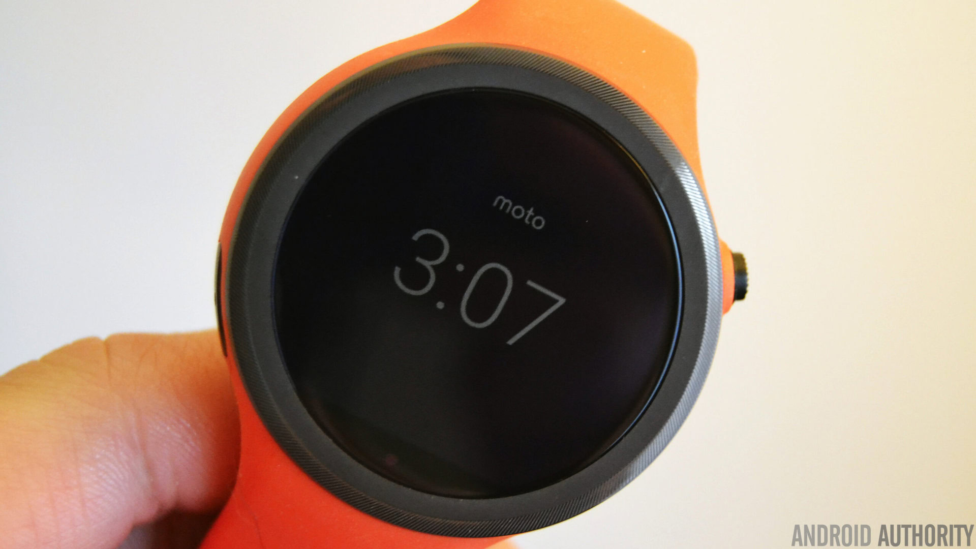 Moto 360 Sport review AA 8