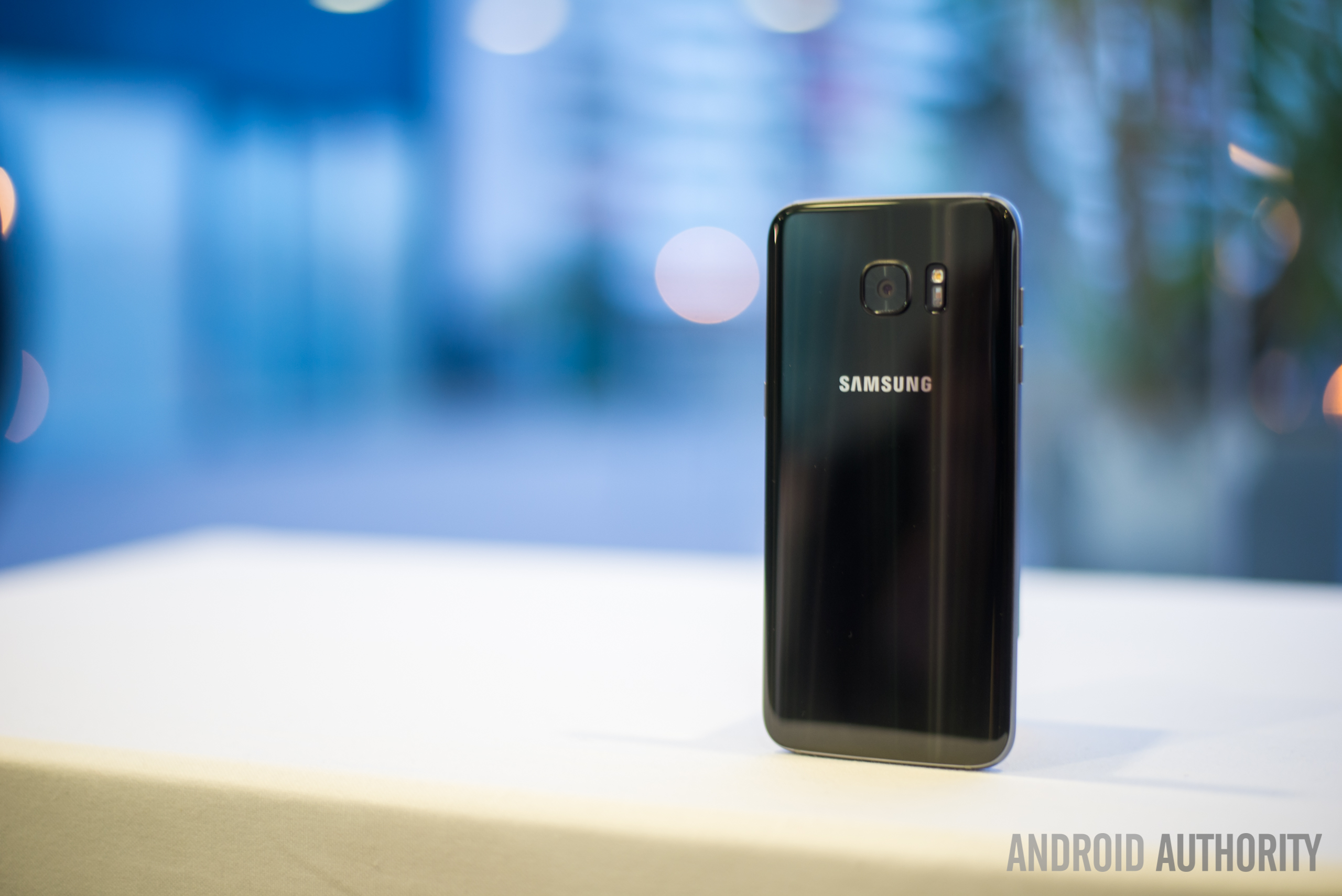 Samsung-Galaxy-S7-Edge-15