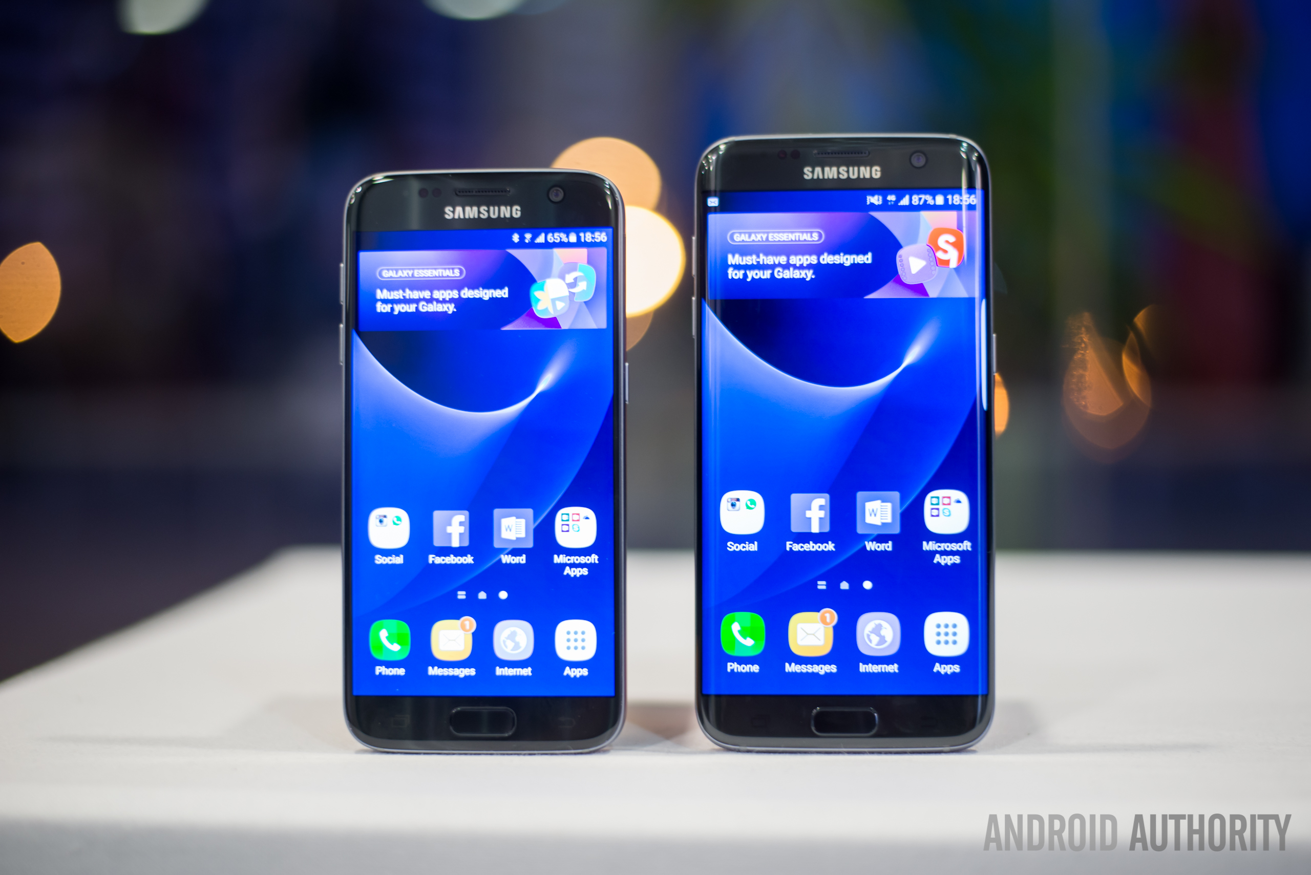 Galaxy S7 v S7 battery showdown -