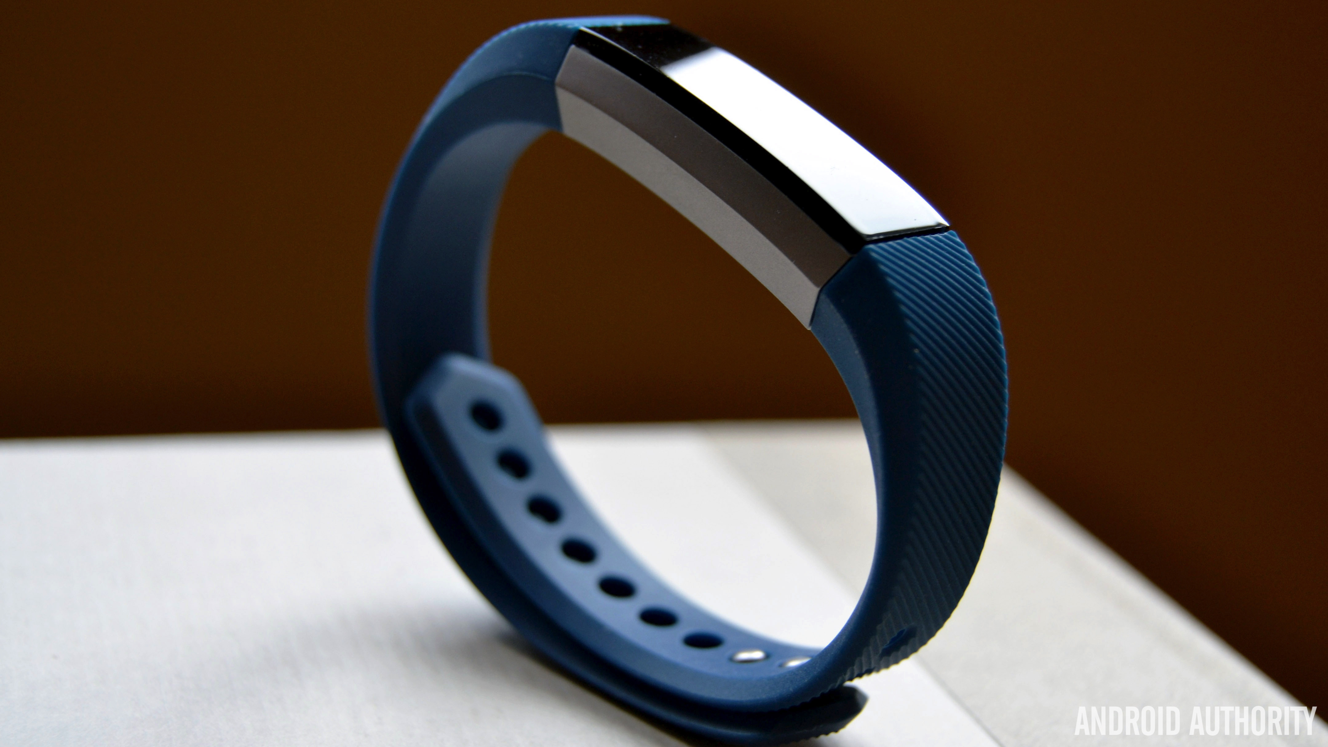 Sleep Wristband Details about   Fitbit Alta Wireless Activity Tracker 