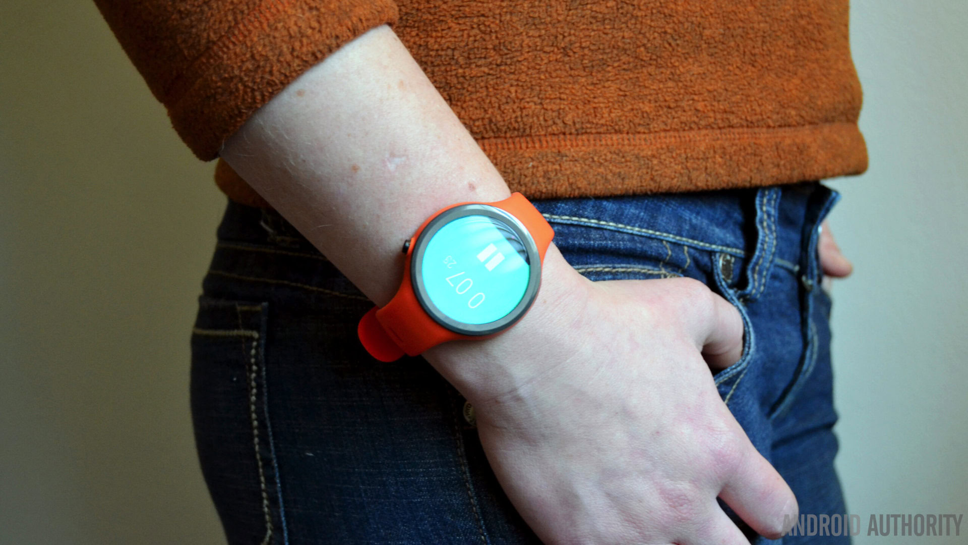 Moto 360 Sport review AA 17