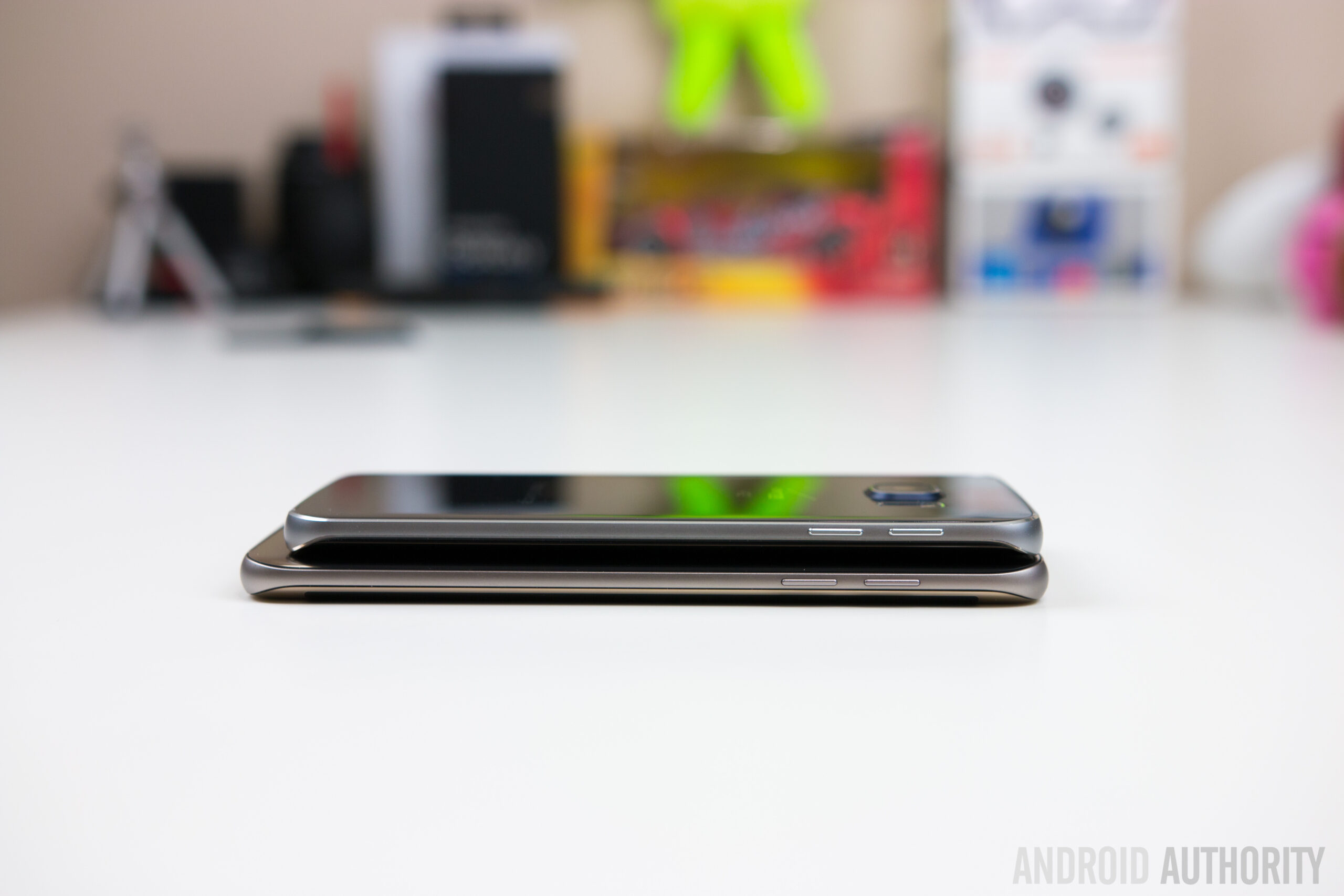 Samsung Galaxy S7 Edge vs Samsung Galaxy S6 Edge-6