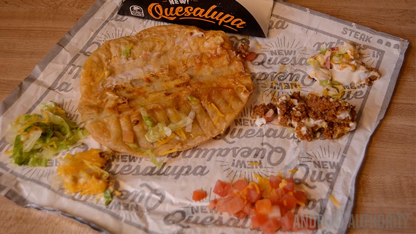 Taco Bell Quesalupa all ingredients