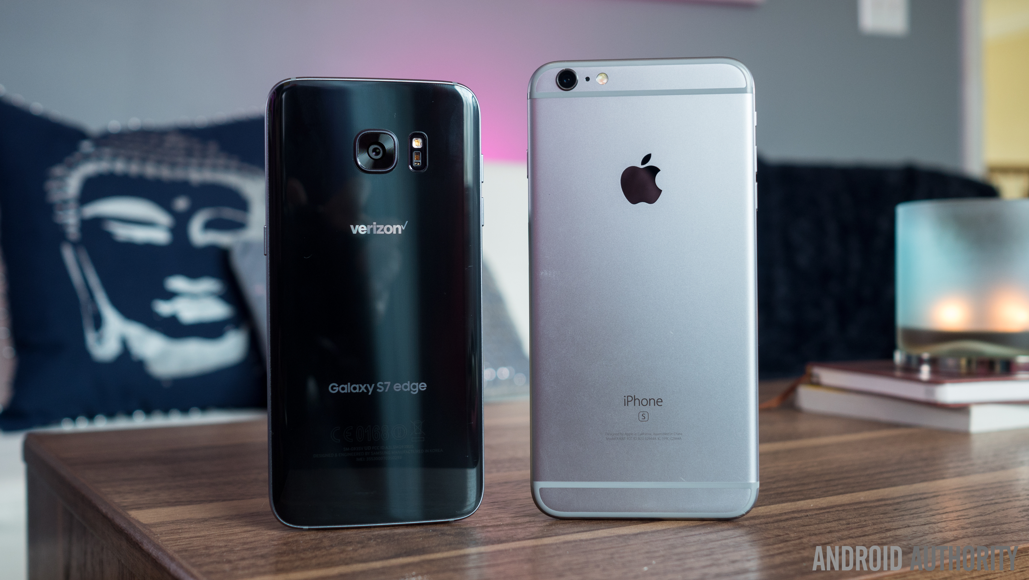 Galaxy-S7-Edge-vs-iPhone-6s-plus-10of18
