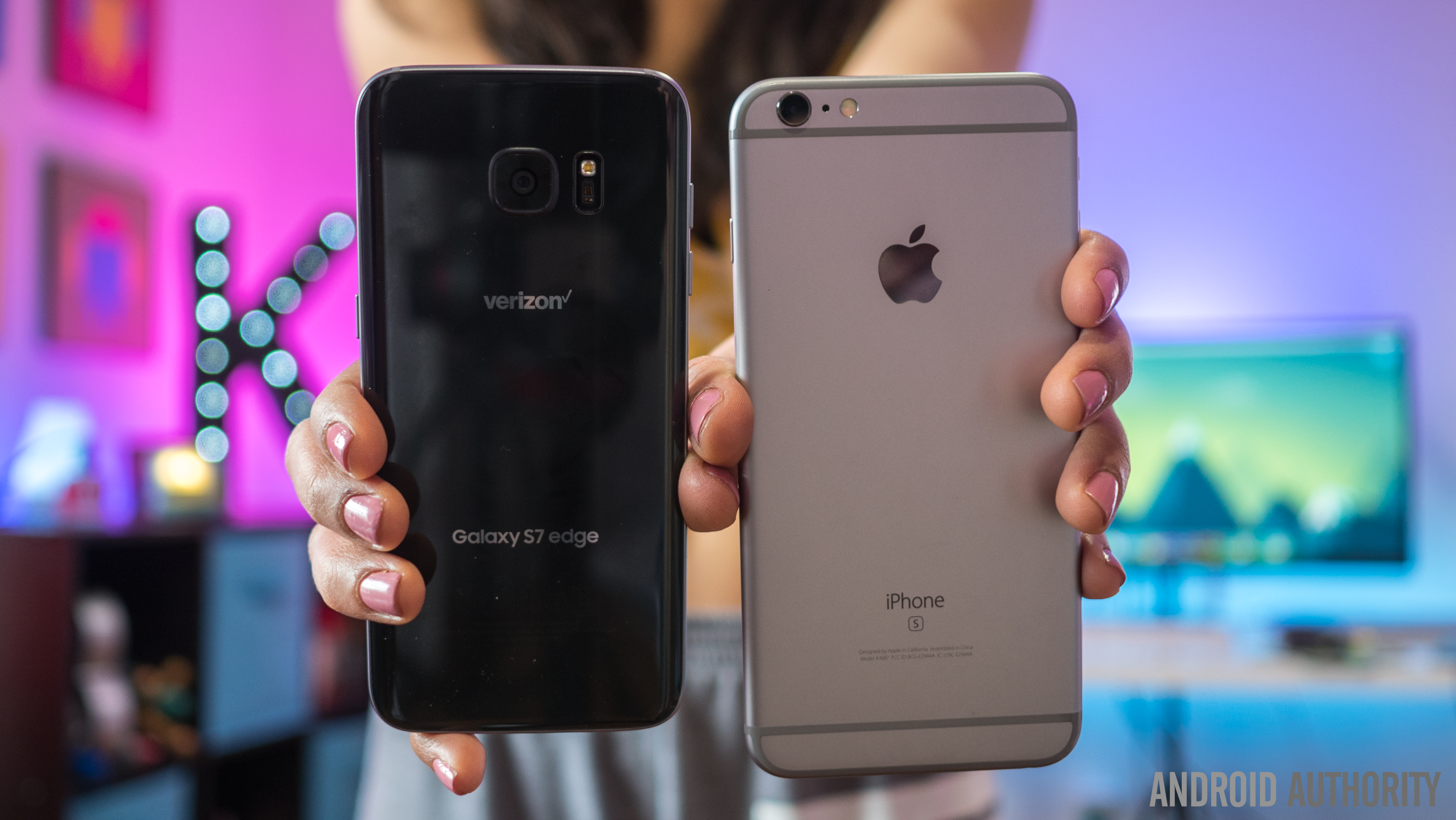 Galaxy-S7-Edge-vs-iPhone-6s-plus-13of18