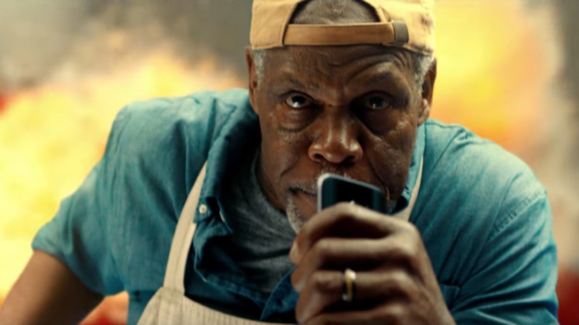 Galaxy S7 Edge Time commercial Danny Glover
