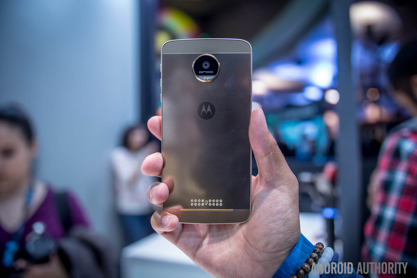 moto z and moto z force lenovo tech world aa-2