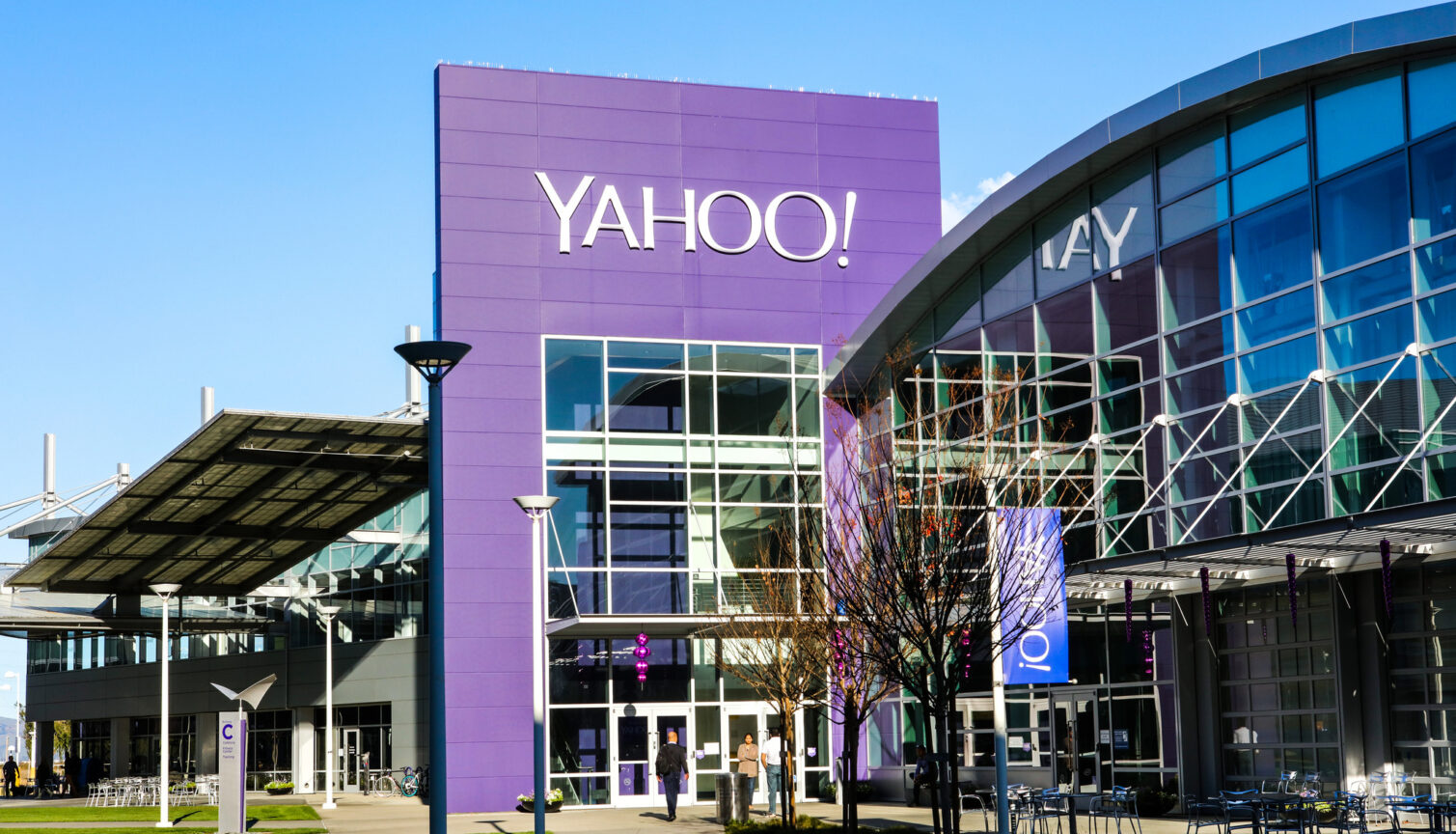 Yahoo says spies stole data compromising 500 million accounts - Android ...