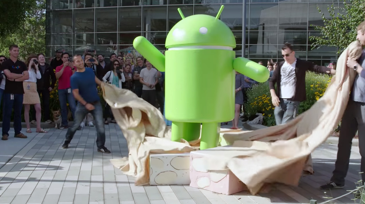 Android 7.0 Nougat statue copy
