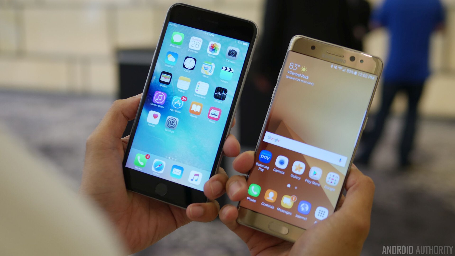 Samsung Galaxy Note 7 vs Apple iPhone 6s Plus first look 1