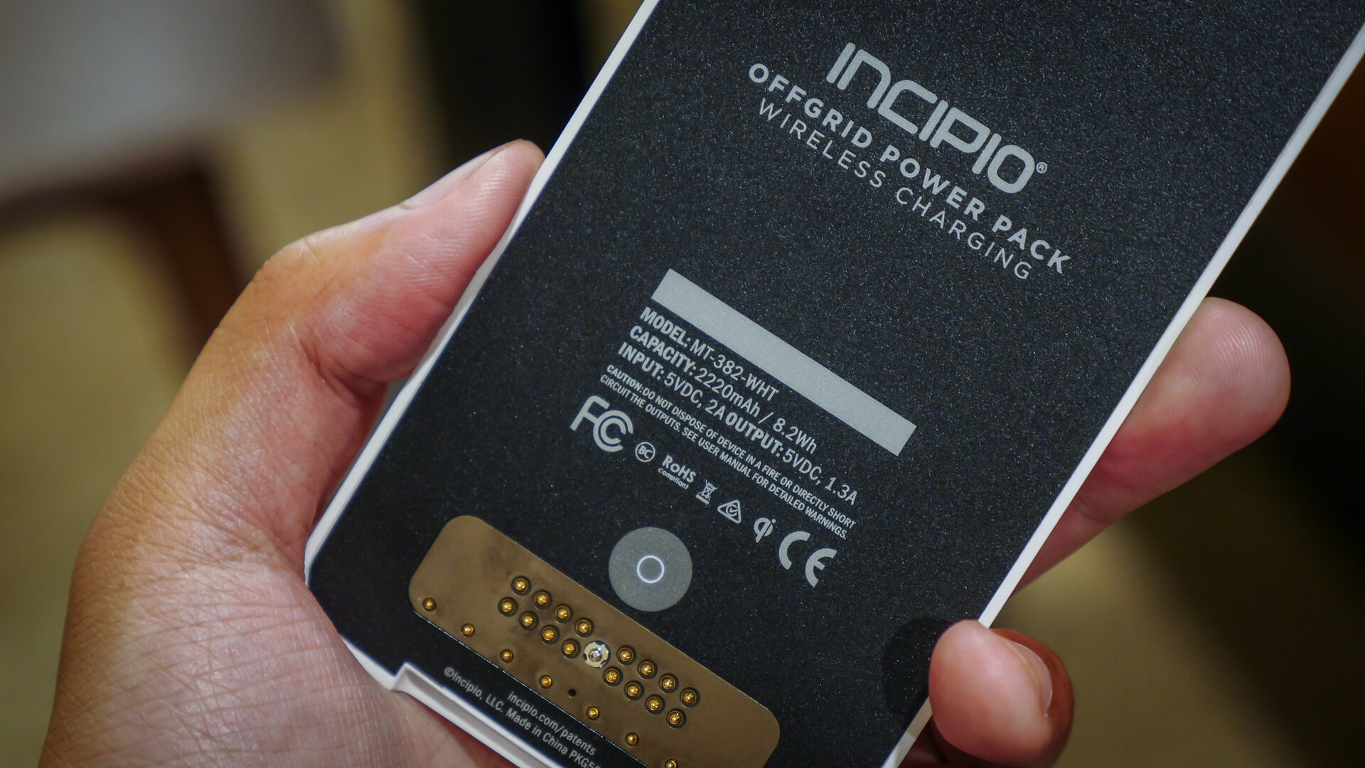 moto mods incipio offgrid power pack aa (8 of 10)