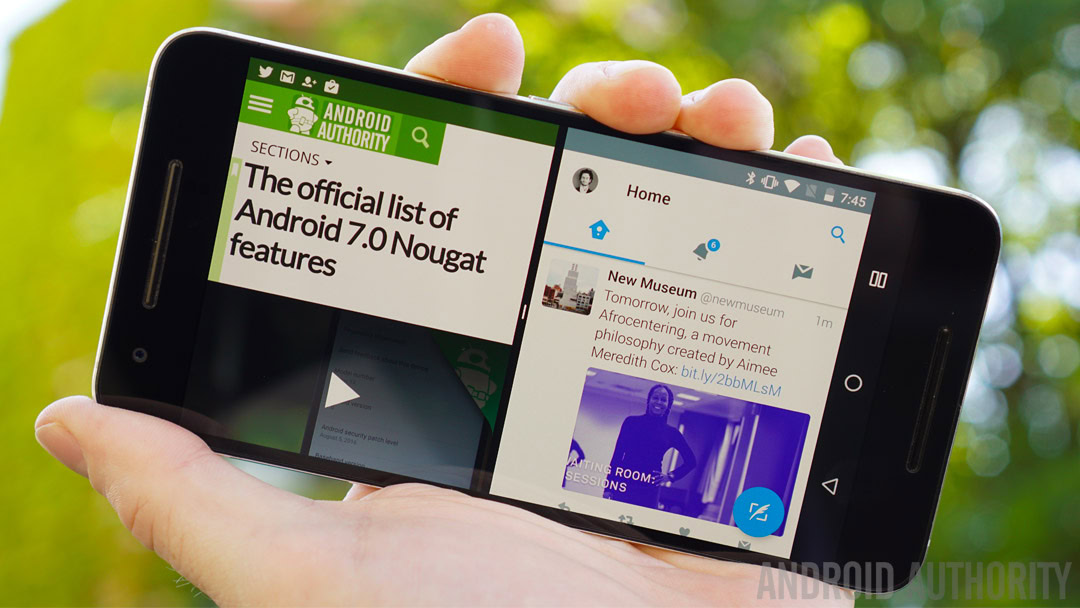 Android 7.0 Nougat review - split-screen mode landscape