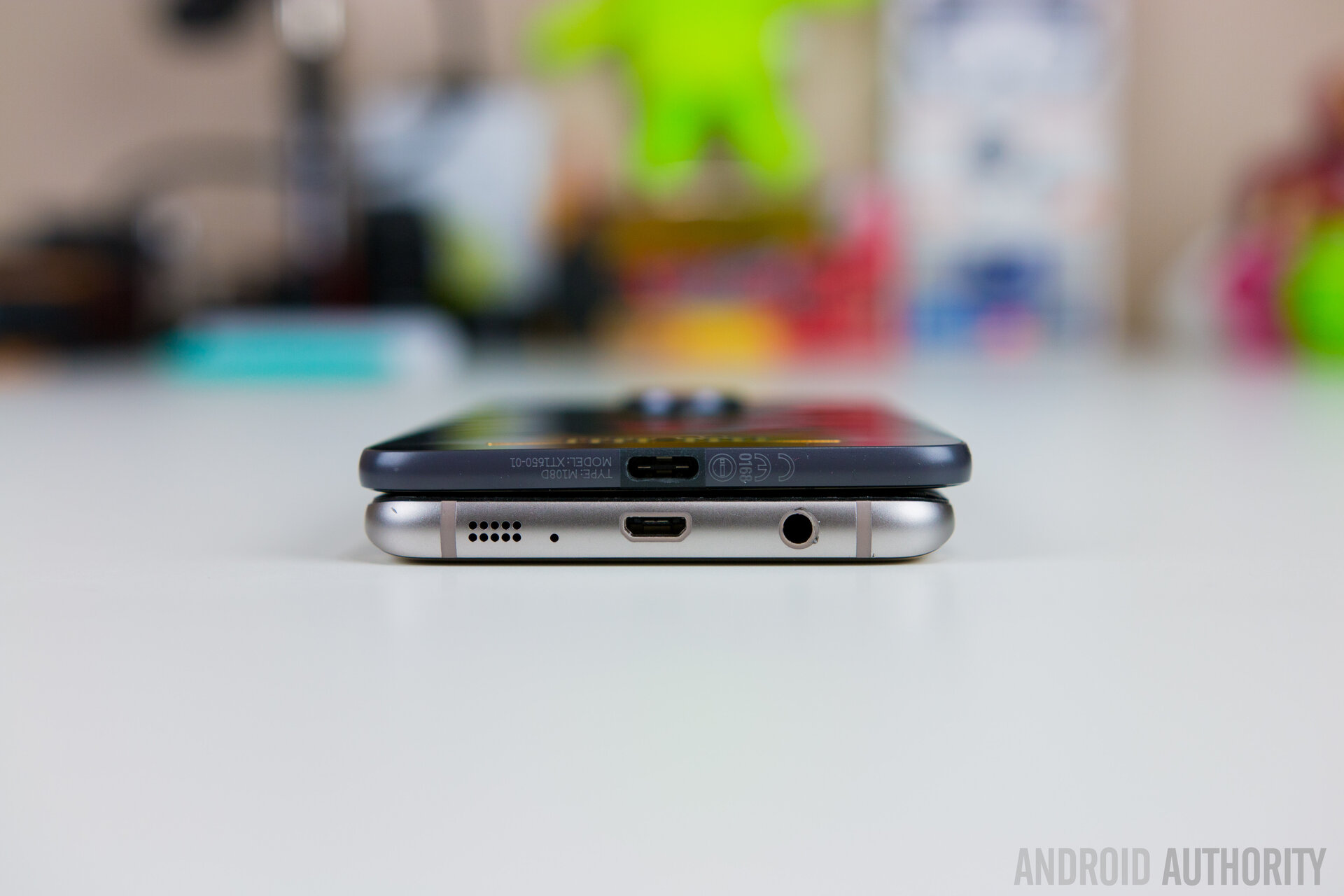Motorola Moto Z vs Samsung Galaxy S7 Edge-2