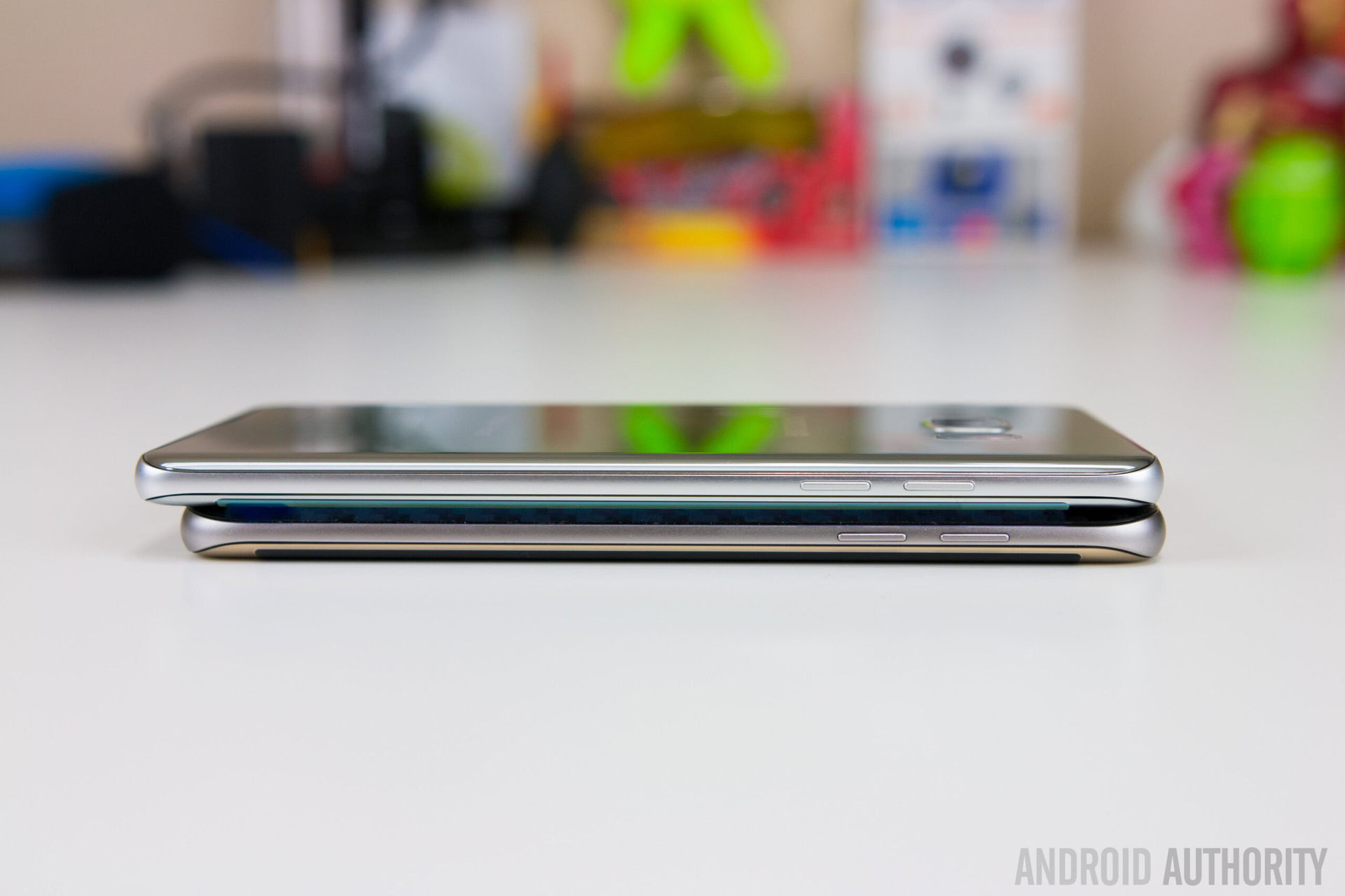 Samsung Galaxy Note7 versus Samsung Galaxy S7 Edge-9