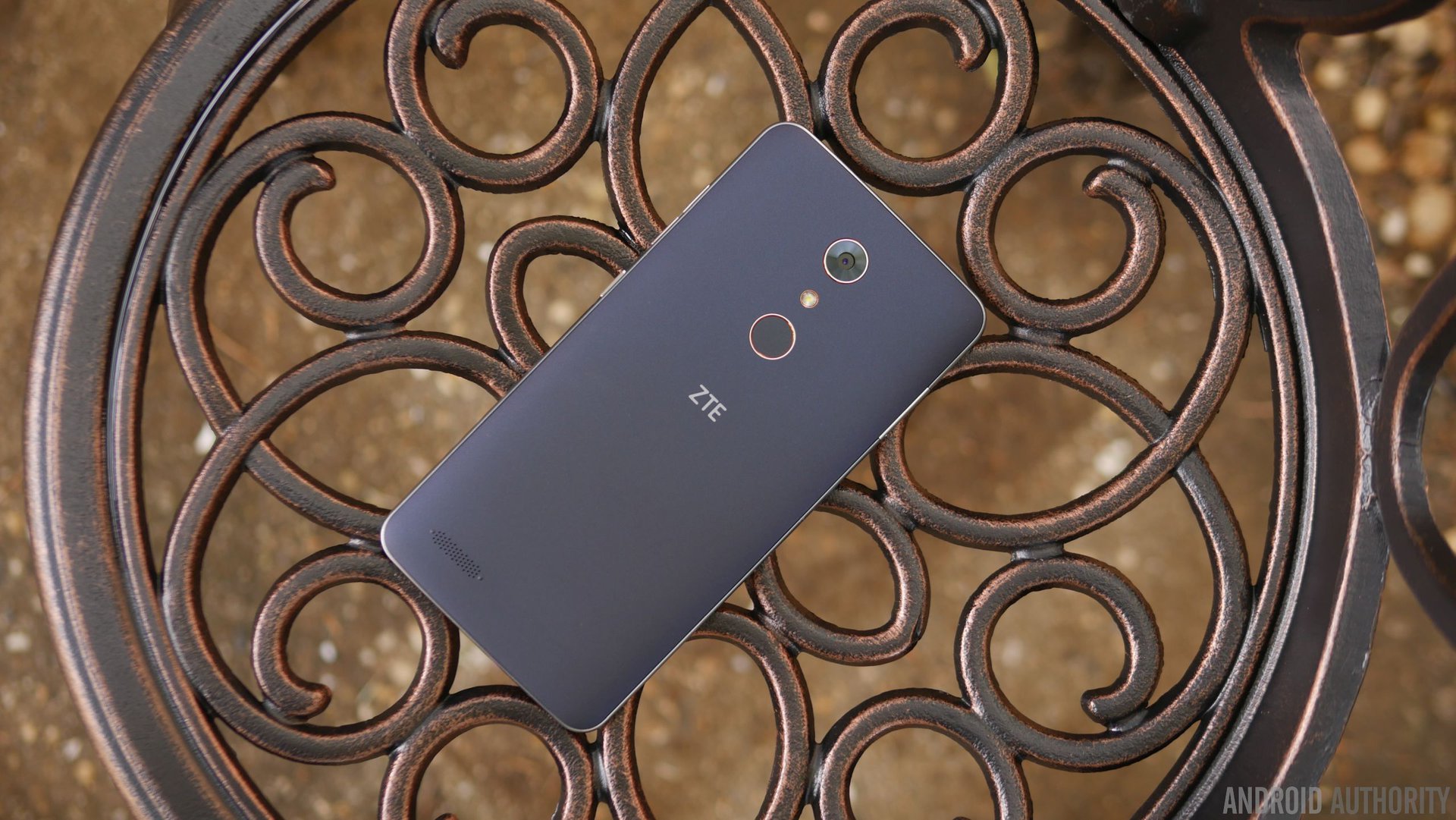 ZTE ZMAX Pro Review 16