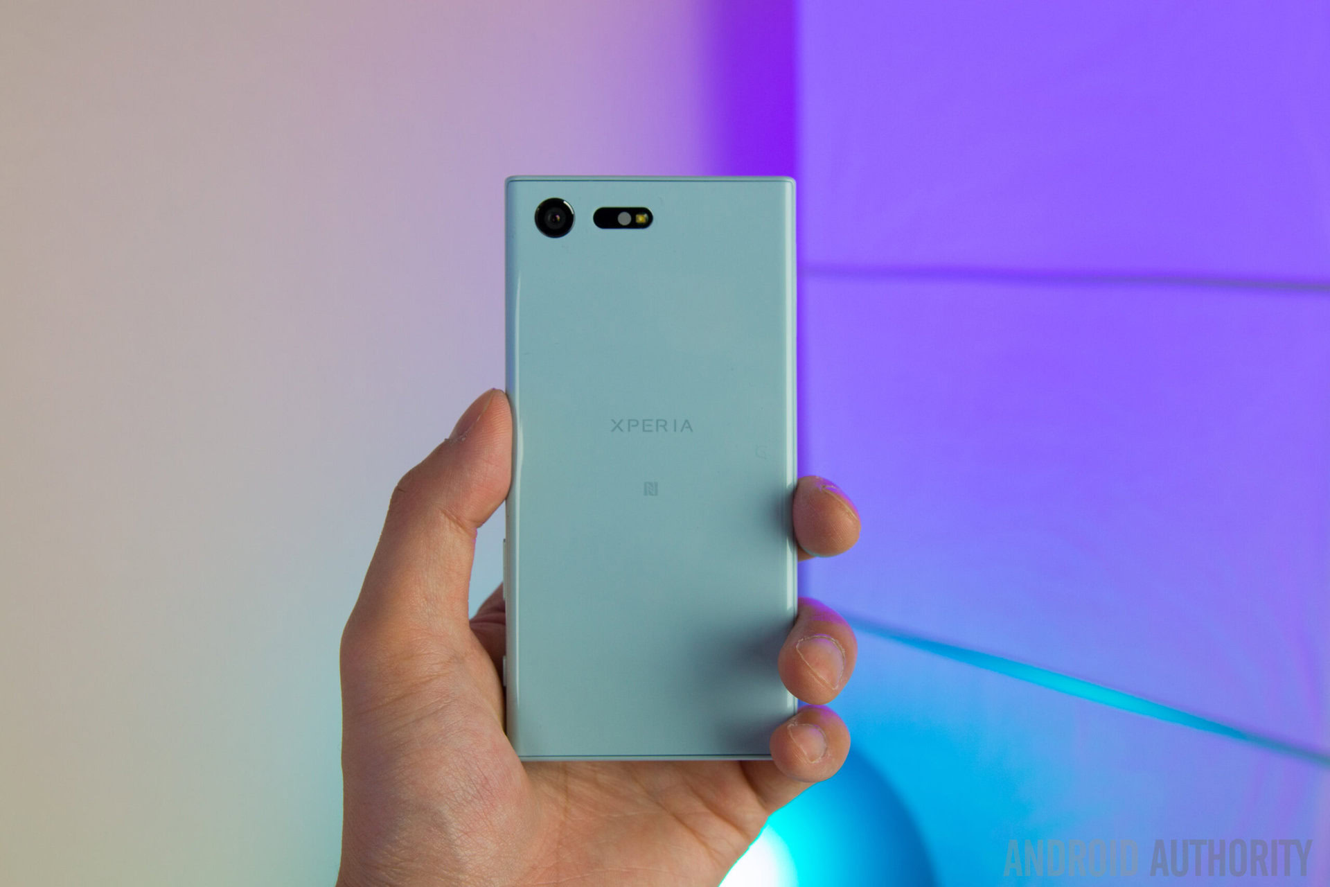 Sony Xperia X Compact Review-16