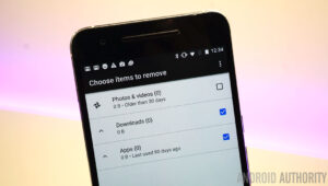 How to use the Android 7.1 storage manager to free up space - Android ...