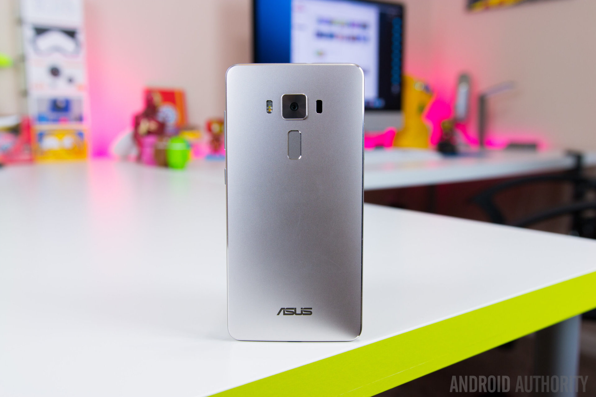 Asus Zenfone 3 Deluxe Review Android Authority Asus Zenfone 3 Deluxe Review Android Authority