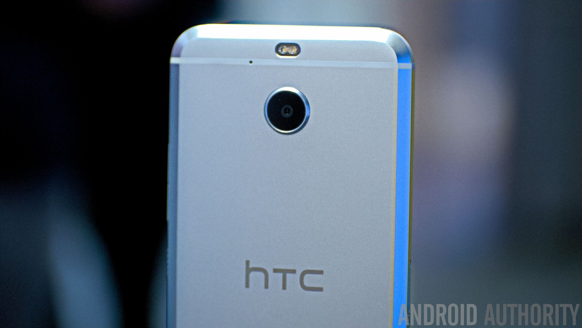htc-bolt-hands-on-15-of-27