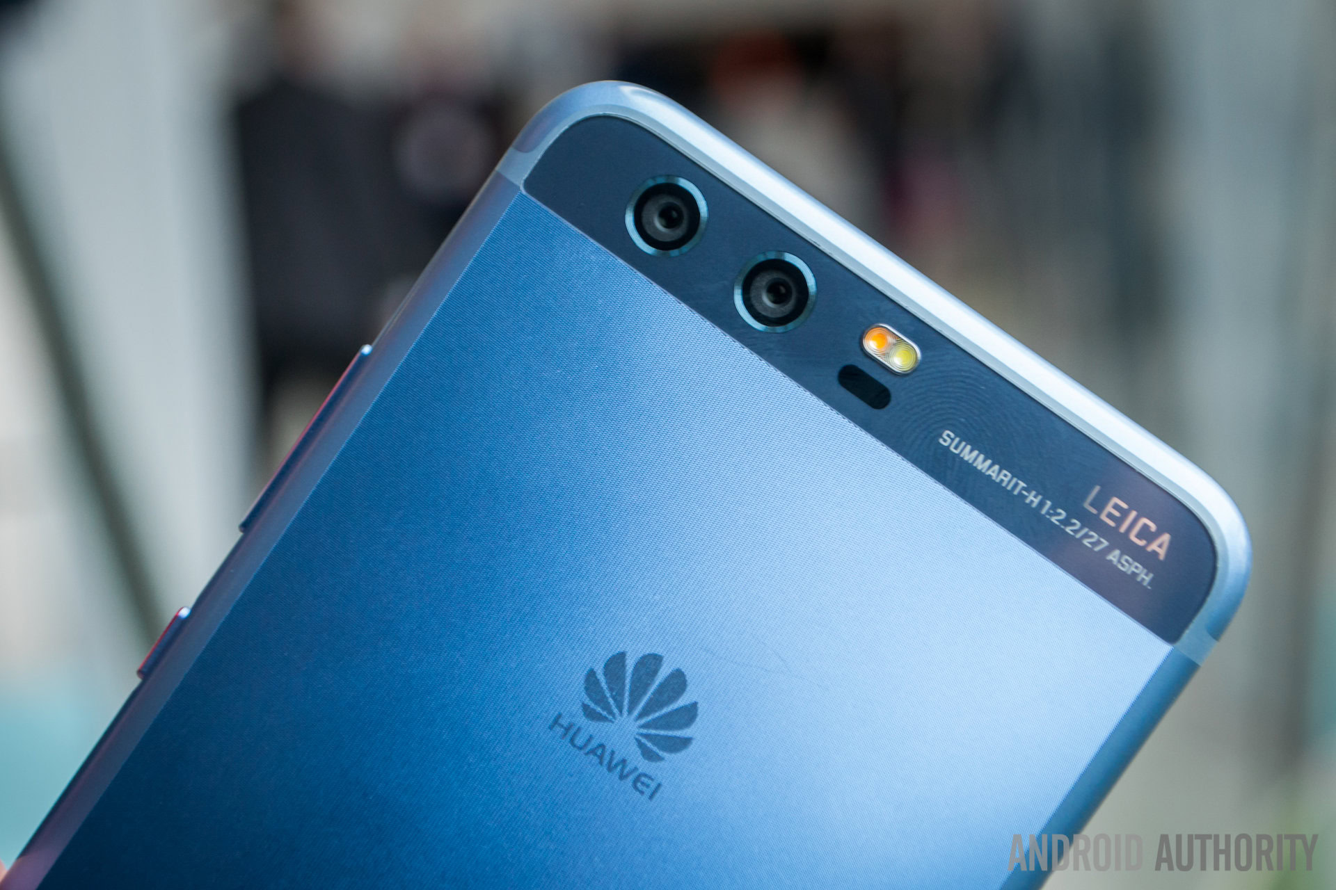 Specialiseren Lee een schuldeiser Huawei P10 and P10 Plus Android 8.0 Oreo update rolling out now