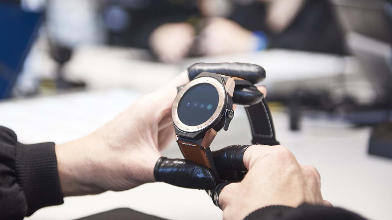 Connected Luxury Smartwatches