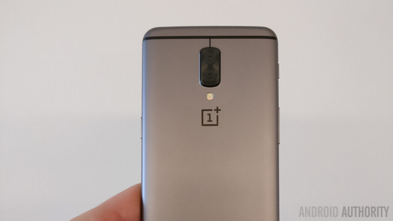 The OnePlus 5 design is a step backwards - Android Authority
