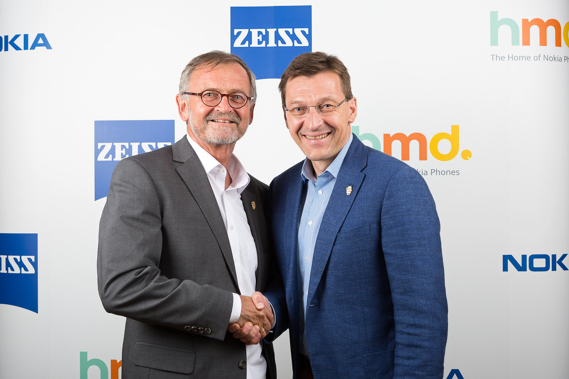 HMD anuncia alianza con ZEISS