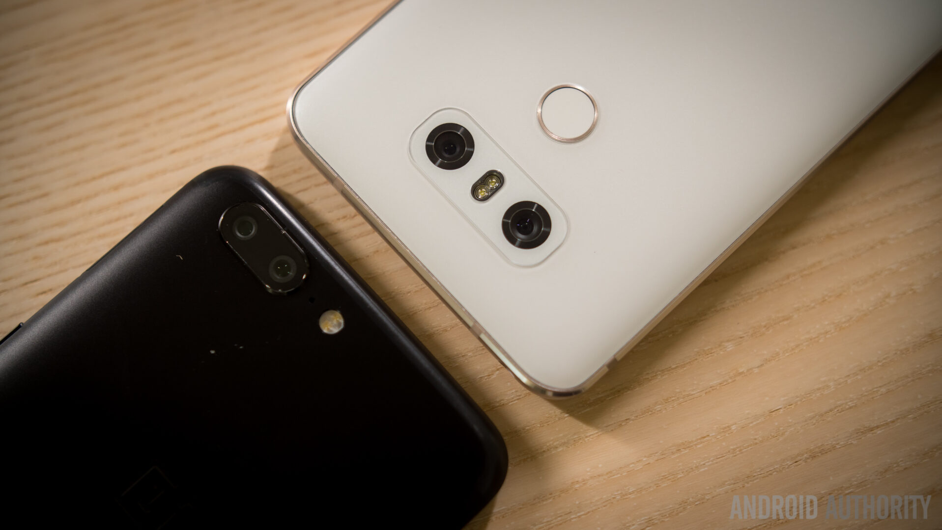 OnePlus teases new OnePlus 5 variant 