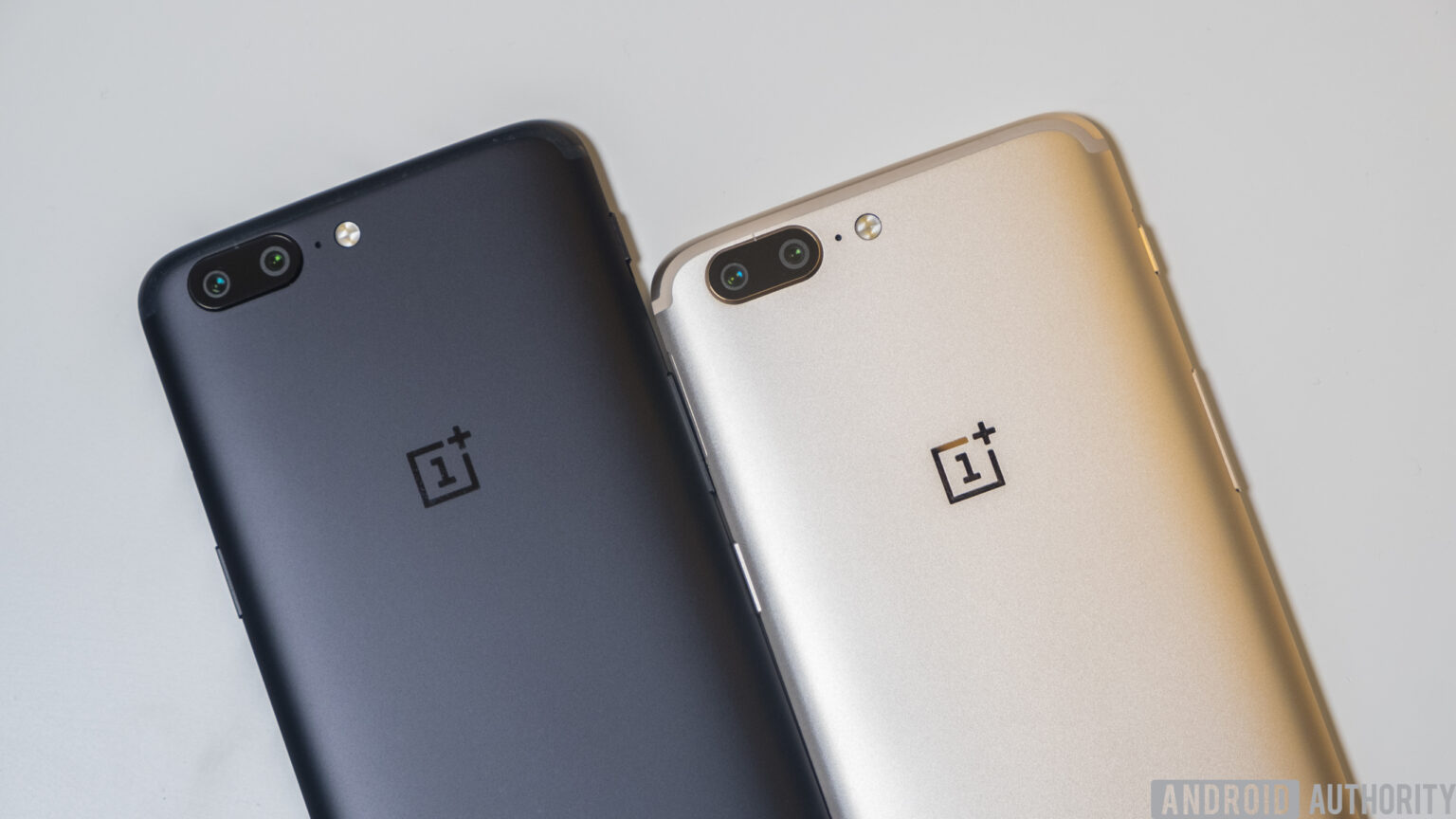 Stable Android 8.0 Oreo rolling out to OnePlus 5 devices (Update ...
