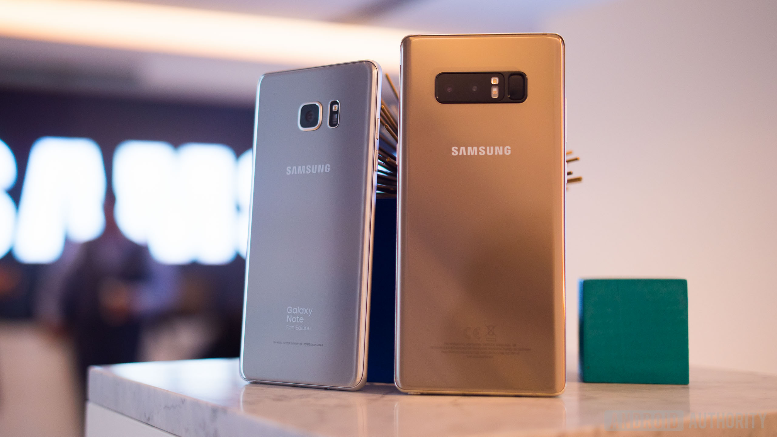 Samsung Galaxy Note 8 vs Samsung Galaxy Note Fan Edition