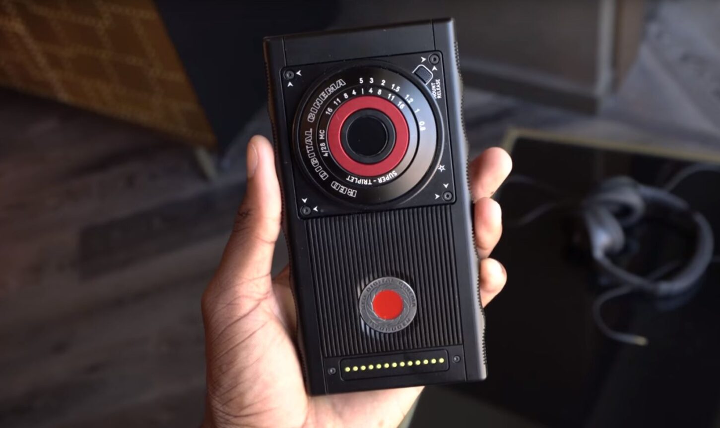 Red’s “holographic” Hydrogen One smartphone delayed until August