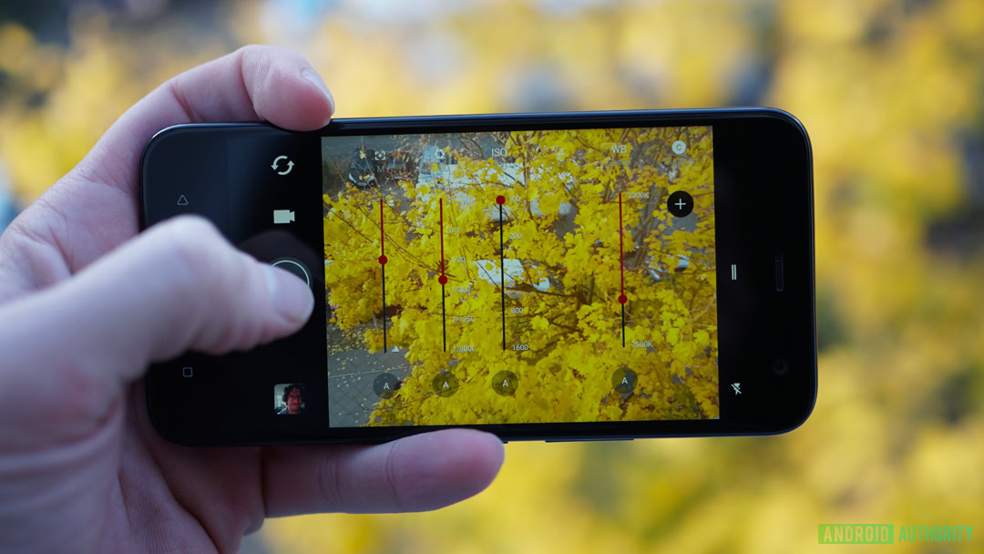 HTC-U11-Life-Android-One-camera-app.jpg