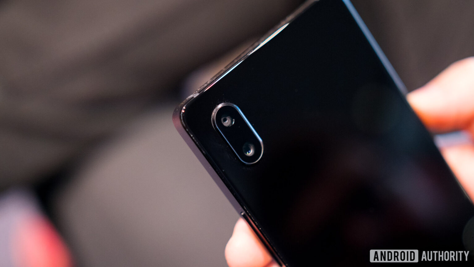 Vivo's solution to bezel-less phones is truly exciting - Android Authority