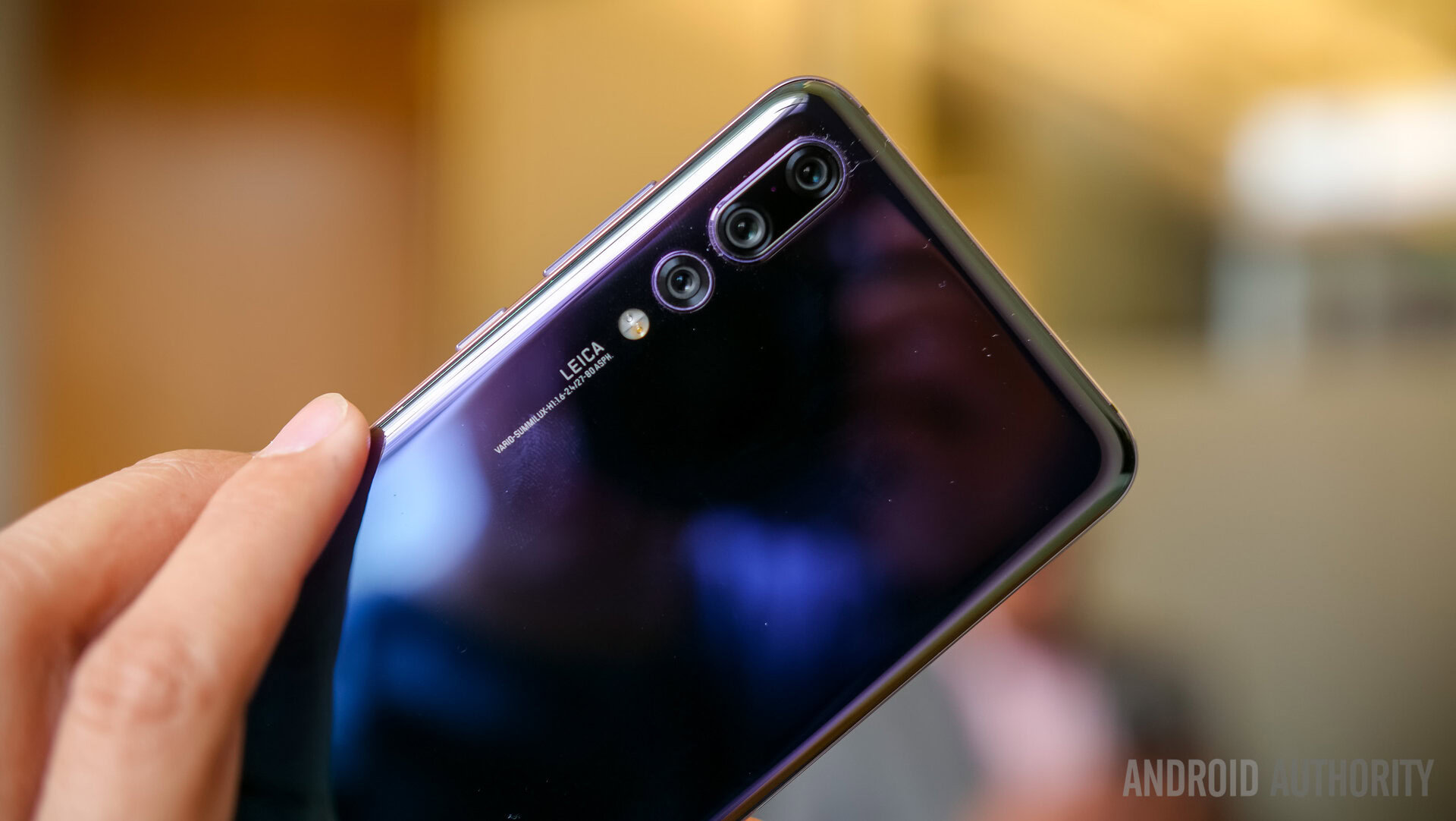 Huawei P20 Lite Hands On: Powerful Cameras, Striking Build for a