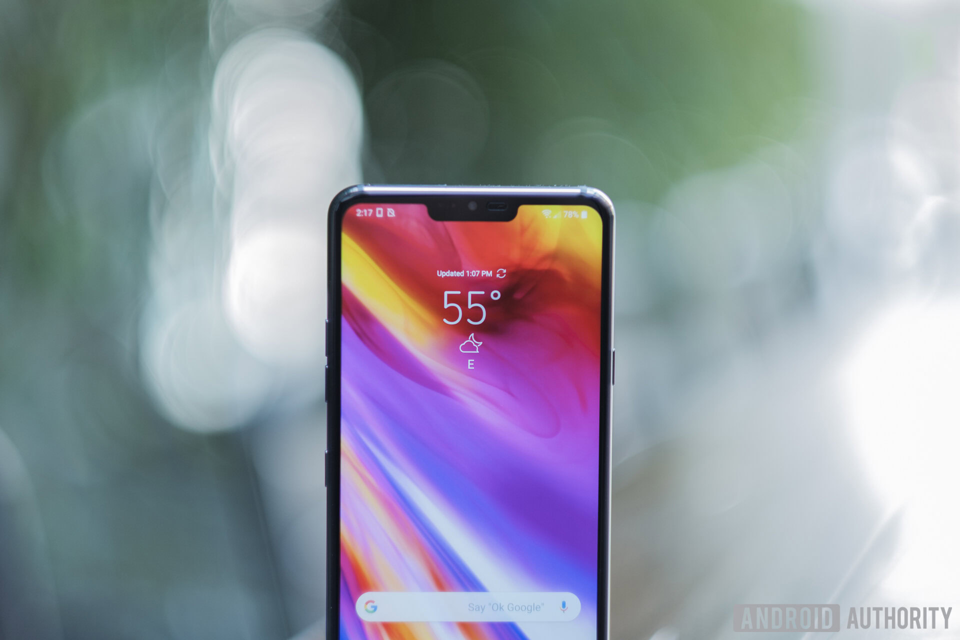 LG G7 ThinQ home screen with notch activated