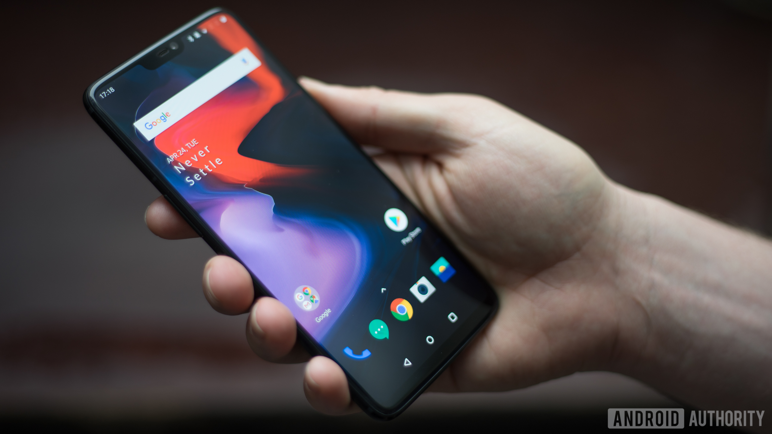 OnePlus 6 in hand