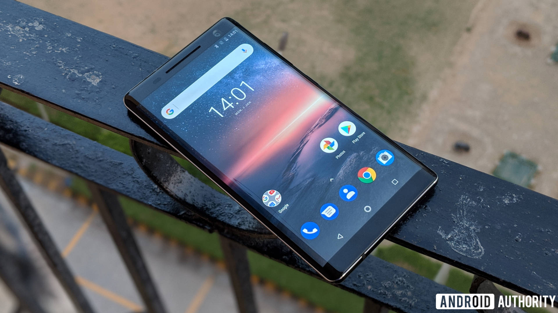 Nokia 8 Sirocco 13 display