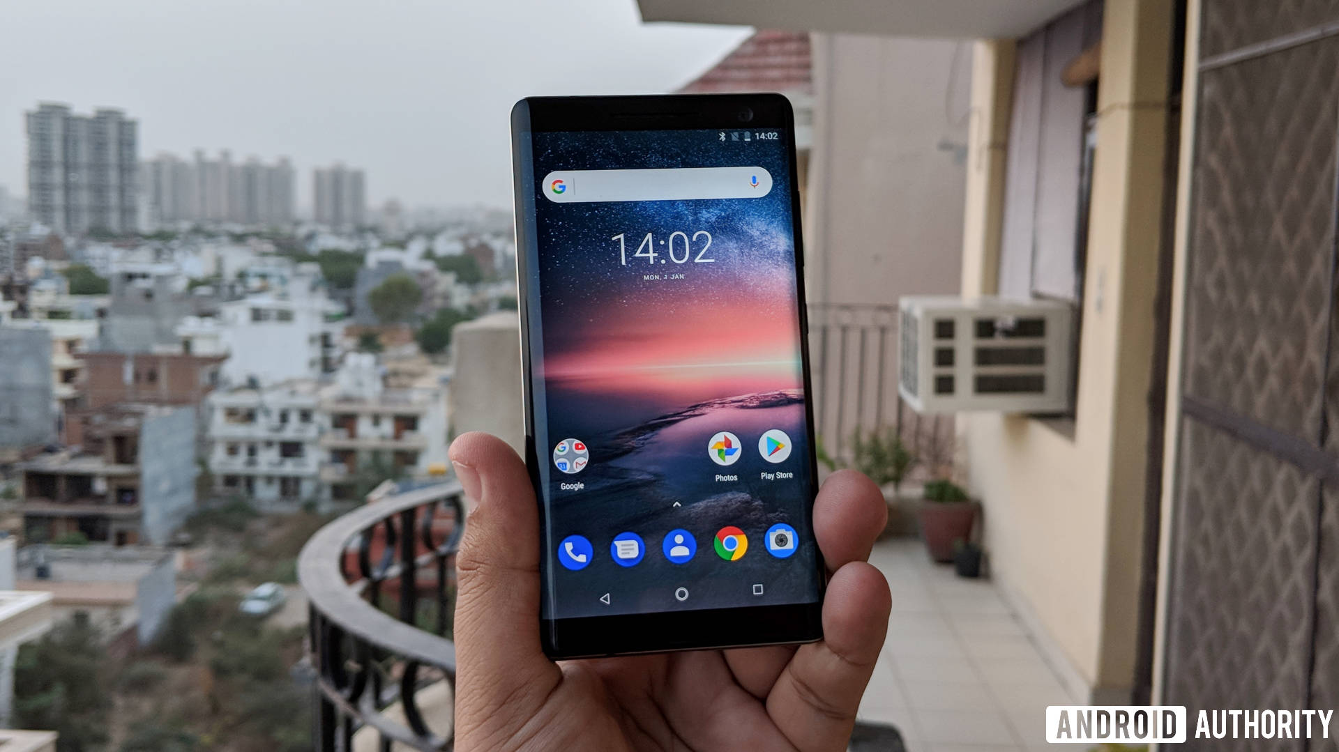 Nokia 8 Sirocco held in hand