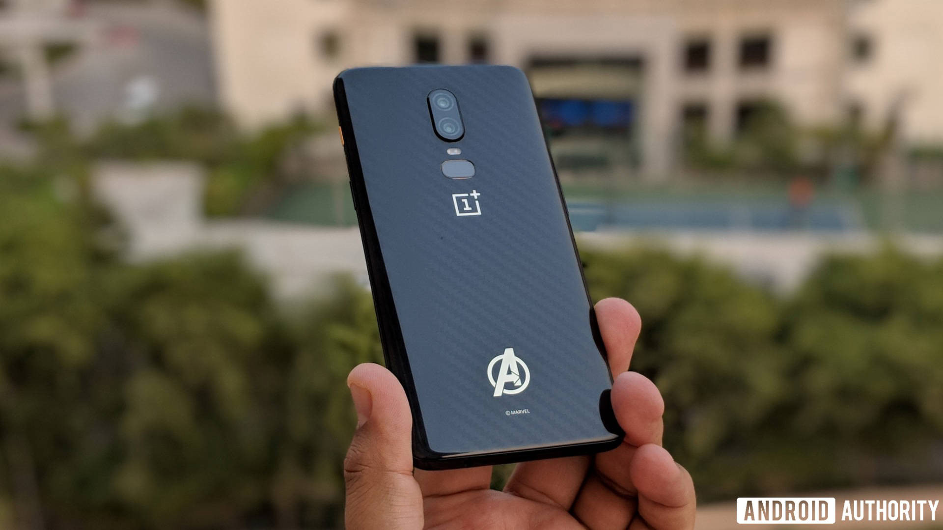 OnePlus 6 Marvel Avengers Limited Edition