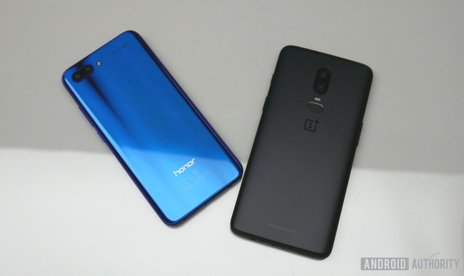 OnePlus 6 vs HONOR 10