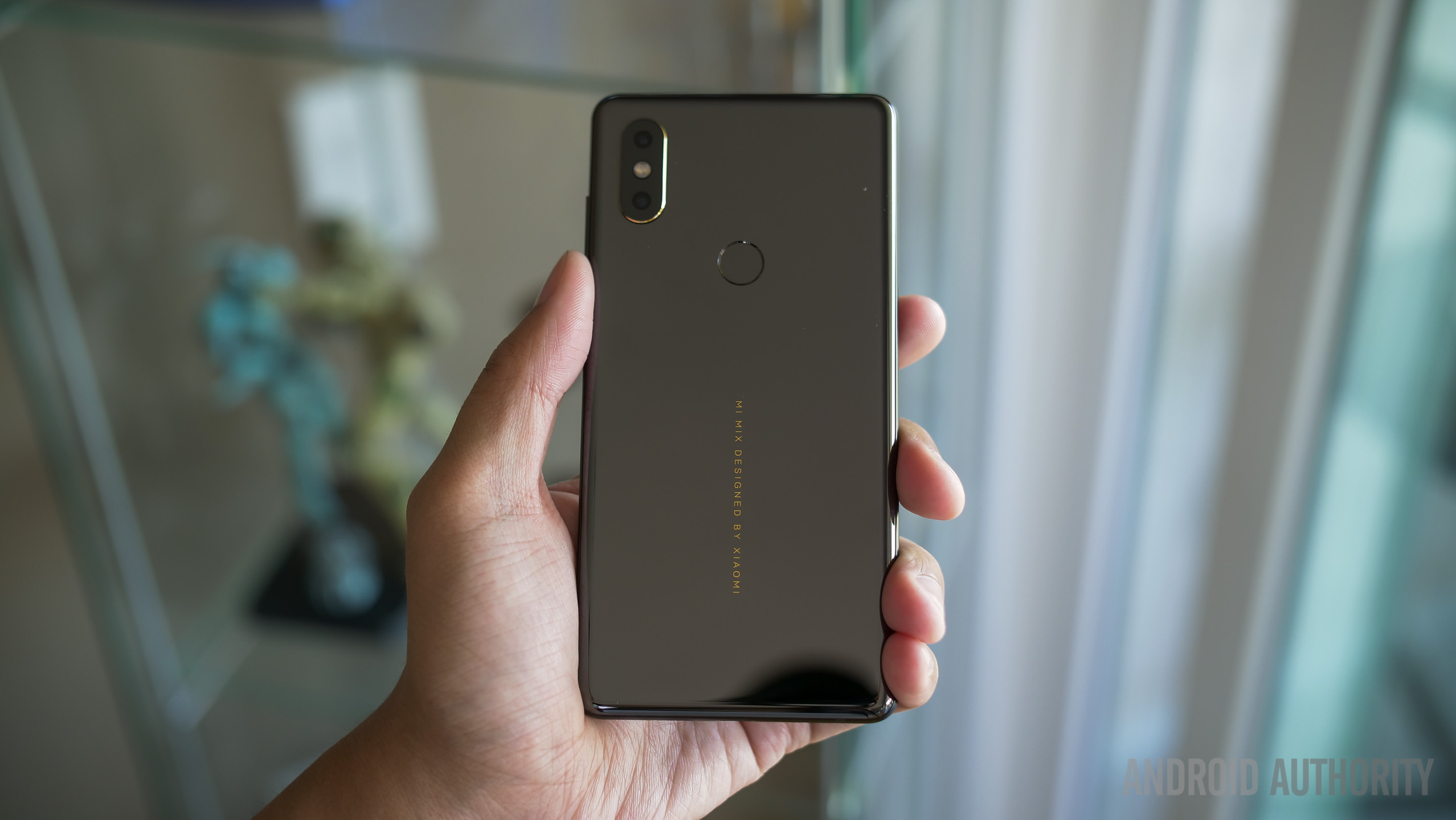 Xiaomi Mix 2S Review: luster