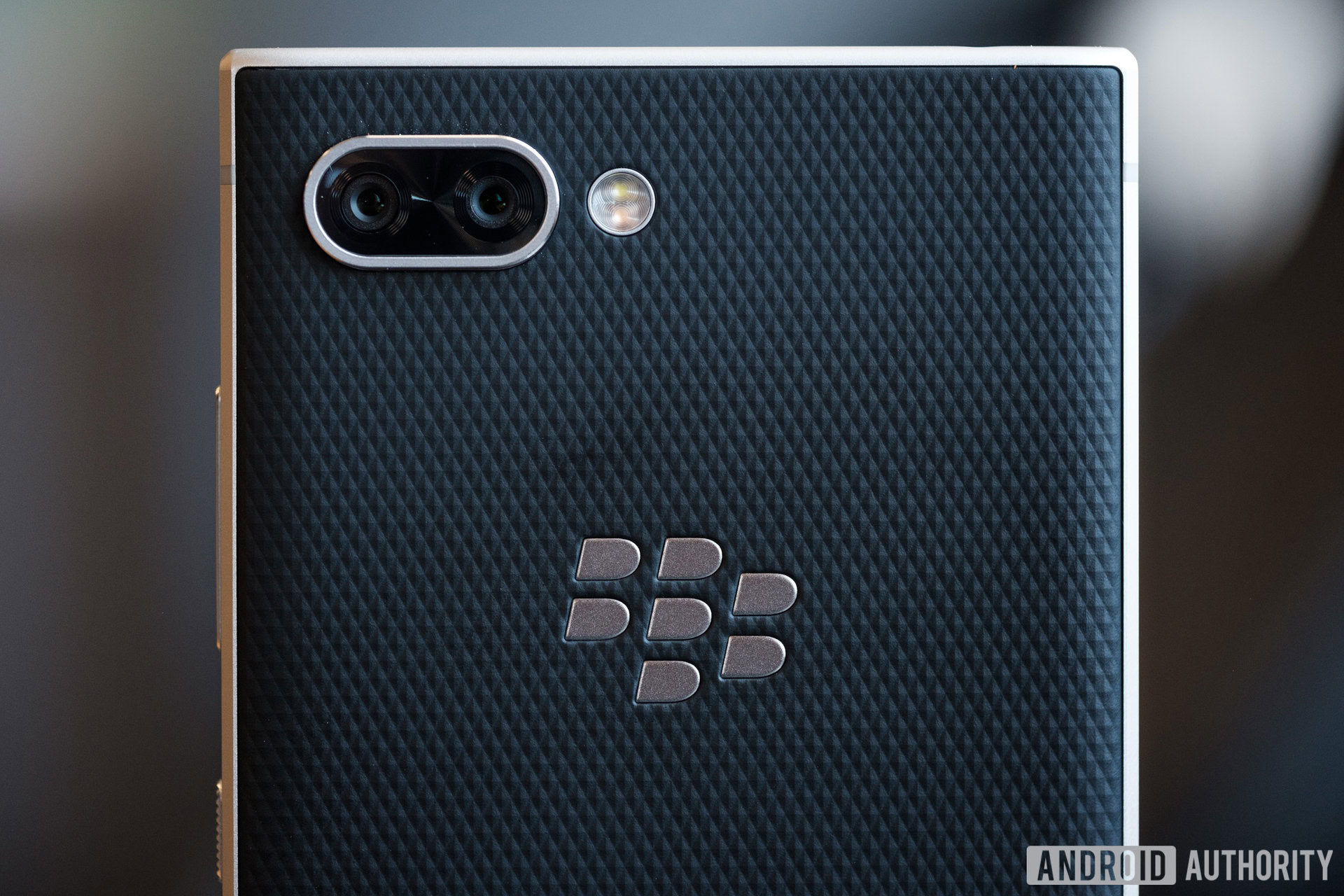 blackberry key2 review camera