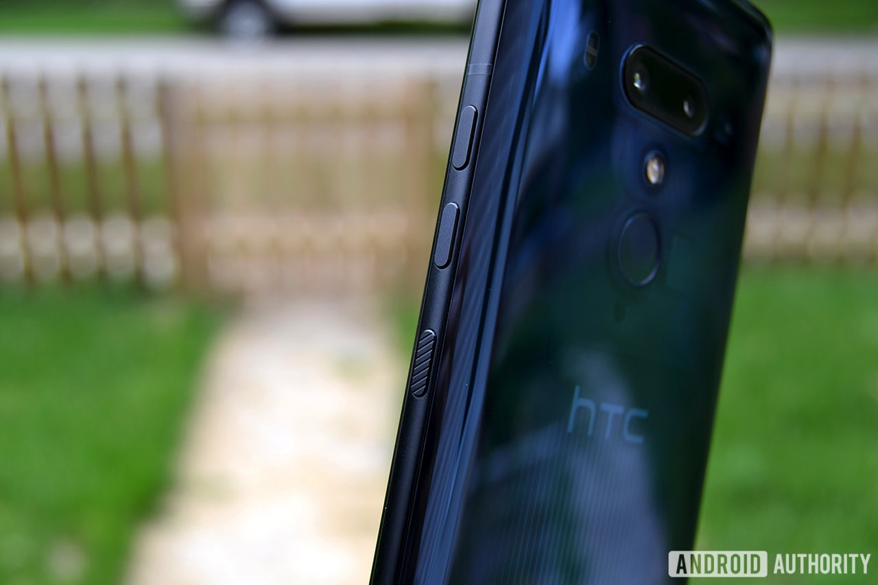 htc u12 plus review buttons