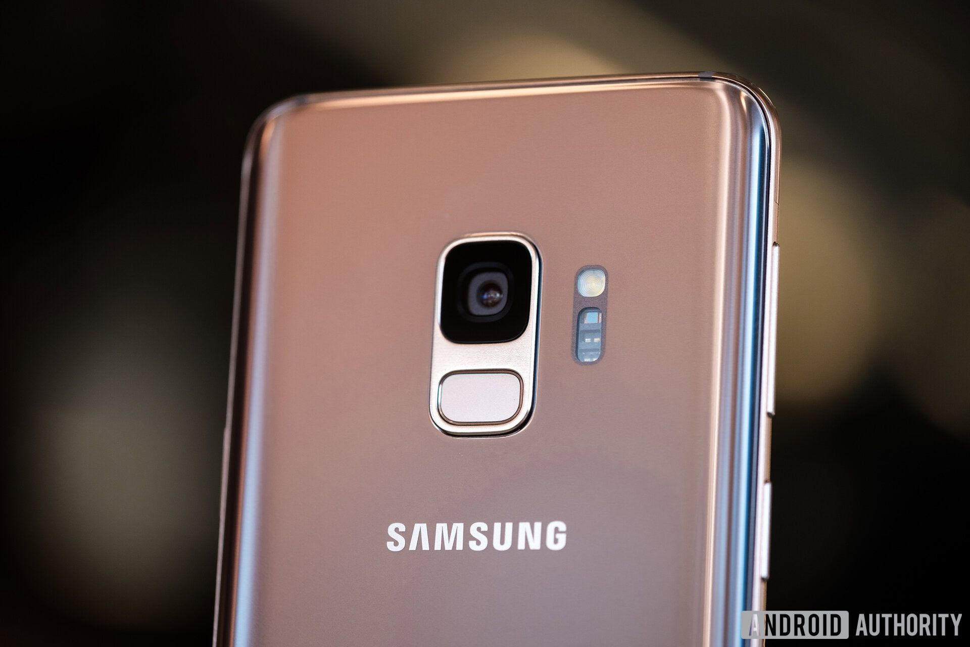 Samsung Galaxy S9 Sunrise Gold (3 of 9)