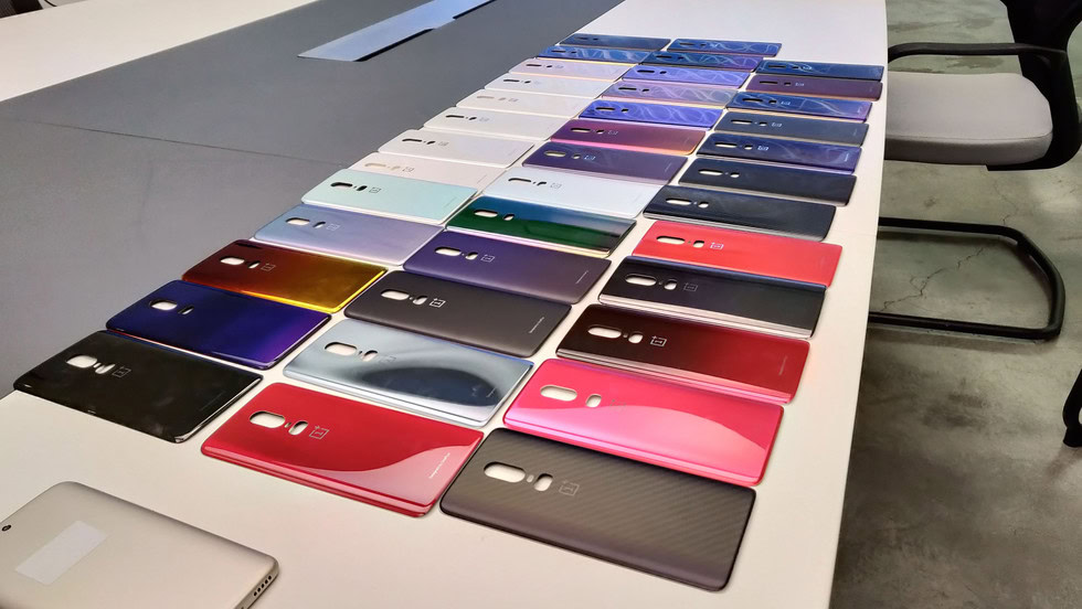 An image depicting dozens of OnePlus 6 prototypes.